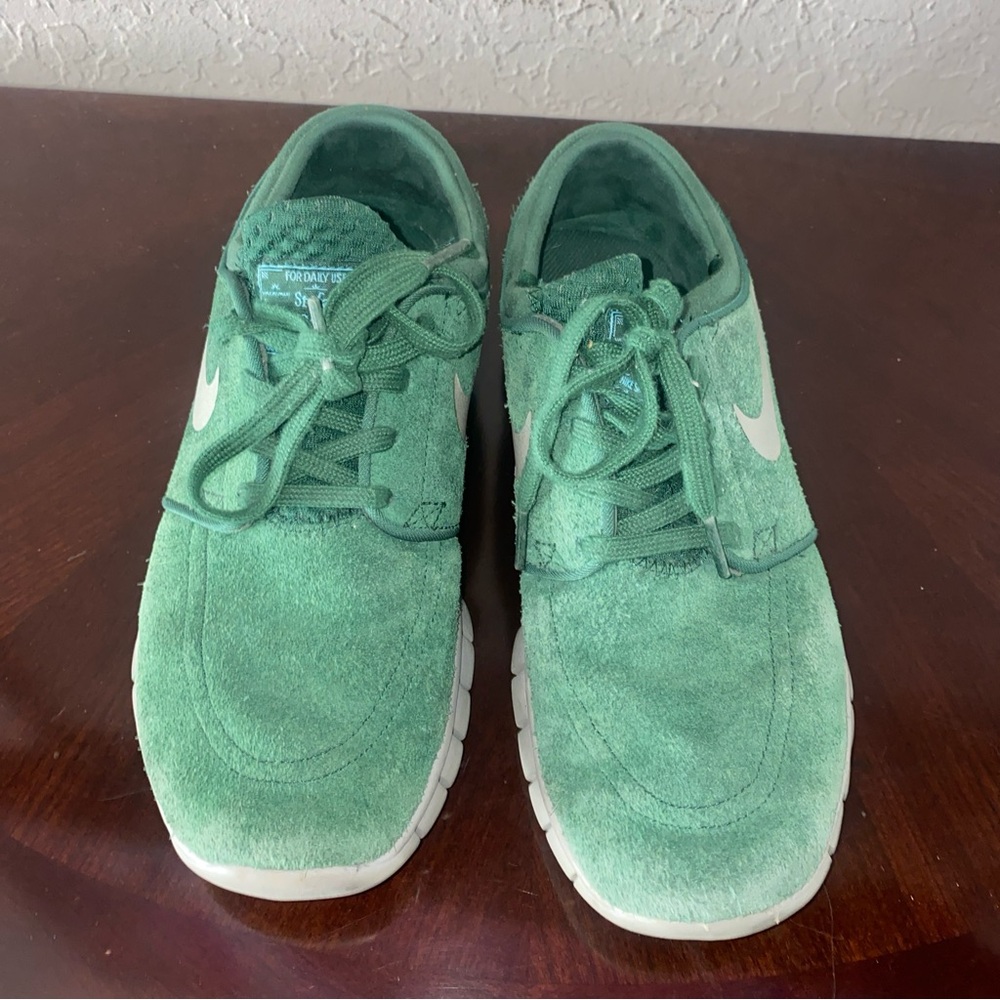 NIKE SB JANOSKI MAX L GORGE GREEN SKATEBOARDING US 7 EU 40 UK 6 VG Condition